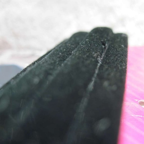 Goody Velvet Secure Elastic Hair Band Ponytailers - Picture 9 of 13